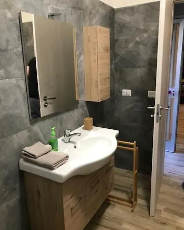 Дом отдыха Con 3 3 Bagni E Posto Auto Libri E Giardini